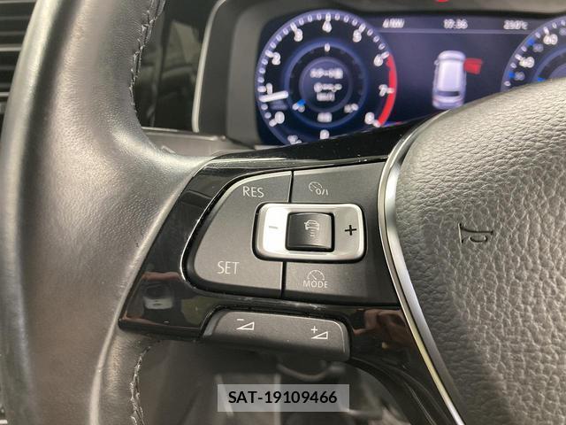 VolksWagen GOLF VARIANT 2017-05 8055110-6