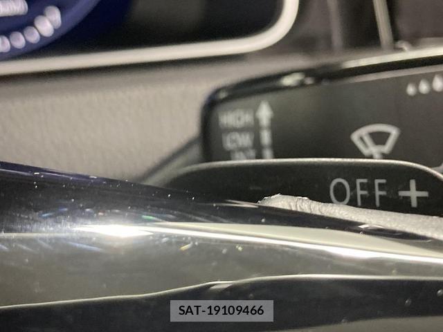VolksWagen GOLF VARIANT 2017-05 8055110-9