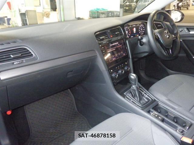 VolksWagen GOLF 2019-07 8055027-2