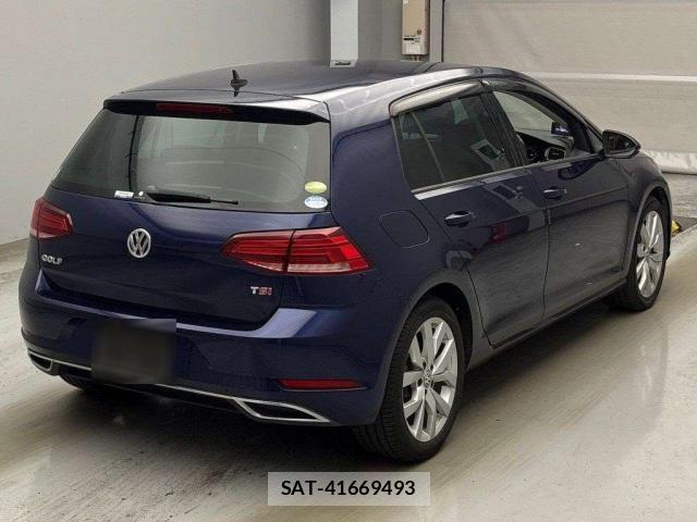 VolksWagen GOLF 2017-05 8055083-10