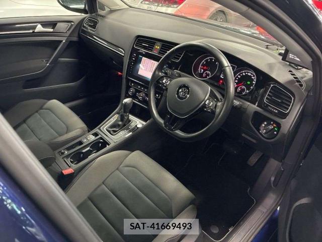 VolksWagen GOLF 2017-05 8055083-12