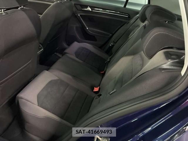 VolksWagen GOLF 2017-05 8055083-6