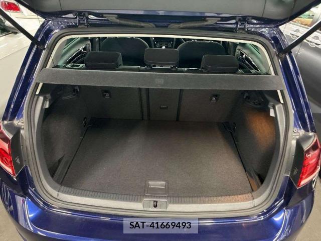 VolksWagen GOLF 2017-05 8055083-7