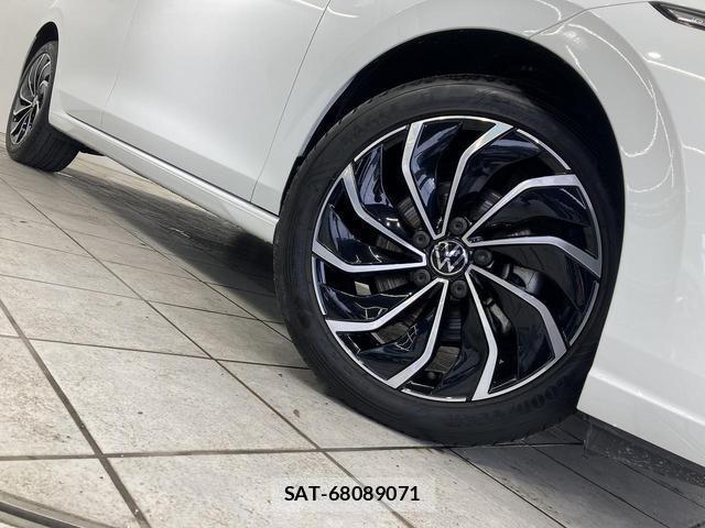 VolksWagen GOLF 2024-09 8055107-14