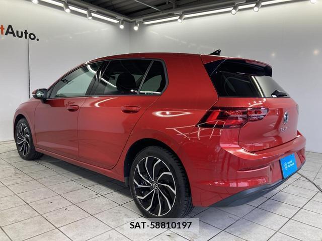 VolksWagen GOLF 2023-06 8055108-15