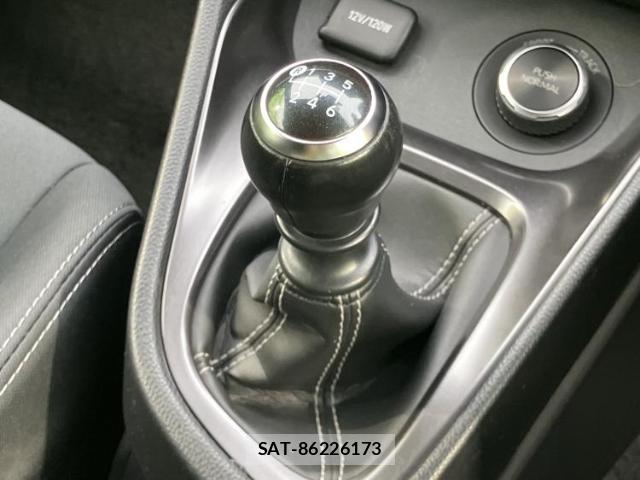 Toyota Gr Yaris 2021-12 8055524-16