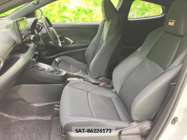 Toyota Gr Yaris 2021-12 8055524-5