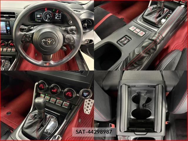 Toyota GR86 2024-11 8054404-5