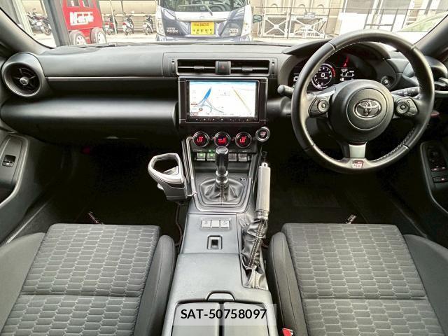 Toyota GR86 2022-08 8054463-1