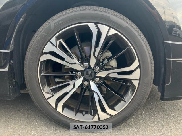 Toyota HARRIER HYBRID 2023-08 8053440-3