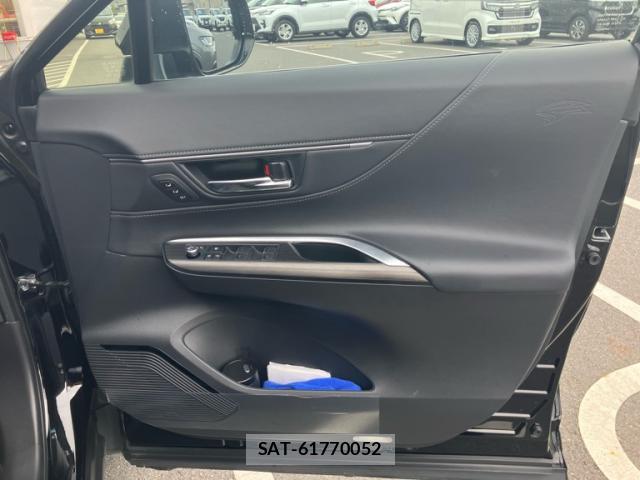 Toyota HARRIER HYBRID 2023-08 8053440-8