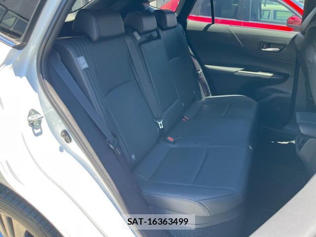 Toyota HARRIER HYBRID 2023-11 8053820-12