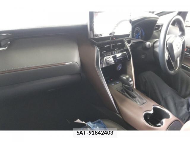 Toyota HARRIER HYBRID 2021-05 8054651-2