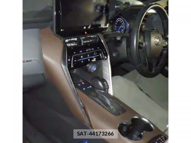 Toyota HARRIER HYBRID 2020-12 8054652-2
