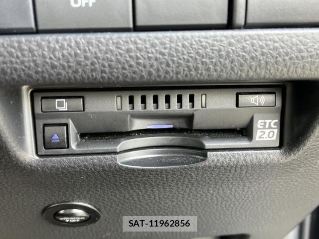 Toyota HARRIER HYBRID 2020-10 8056189-17