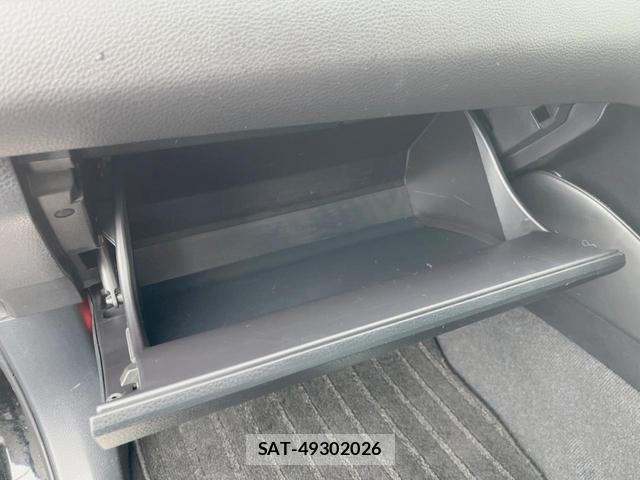Toyota HARRIER 2016-07 8053558-19