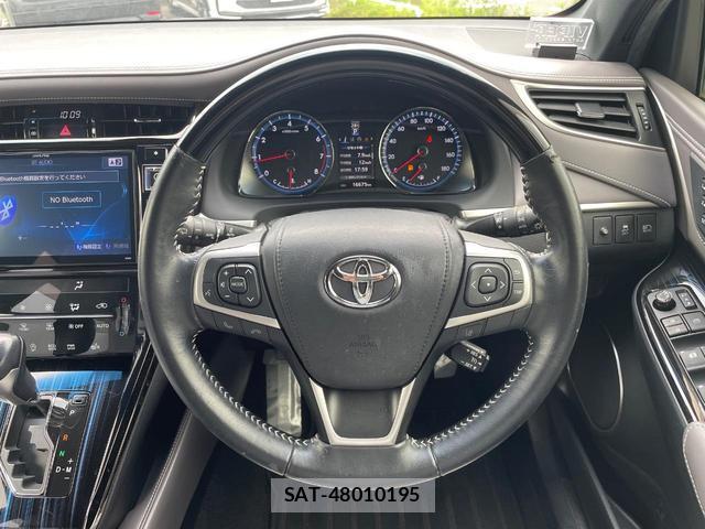 Toyota HARRIER 2017-01 8053733-7