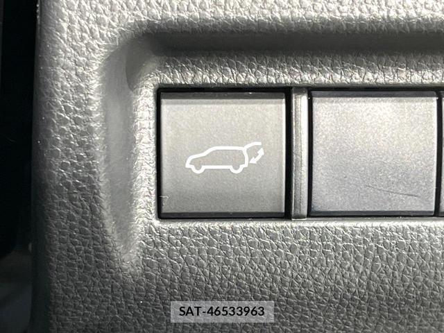 Toyota HARRIER 2020-11 8053767-6