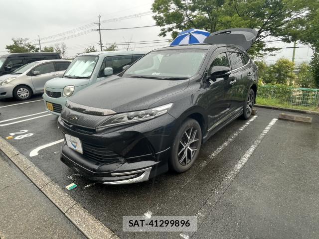 Toyota HARRIER 2020-05 8054966-2