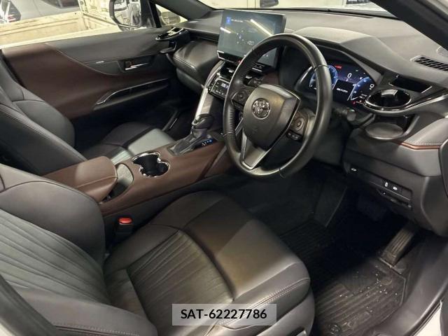 Toyota HARRIER 2023-06 8055057-12