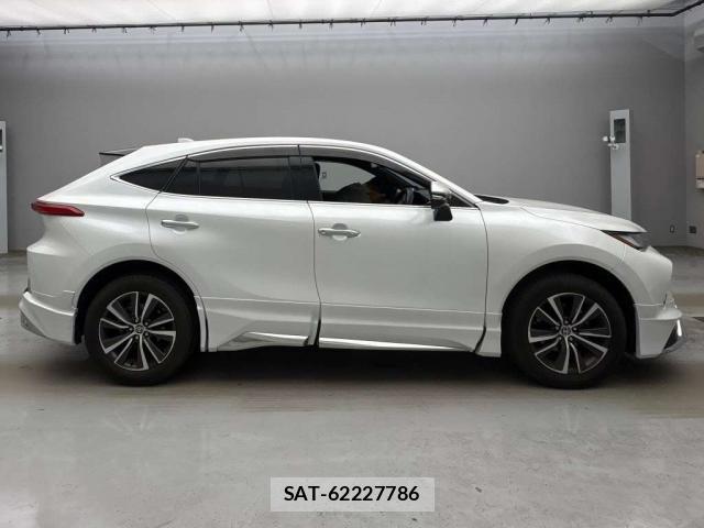 Toyota HARRIER 2023-06 8055057-3