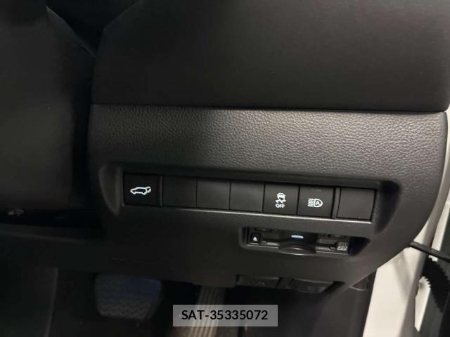 Toyota HARRIER 2023-07 8055062-8