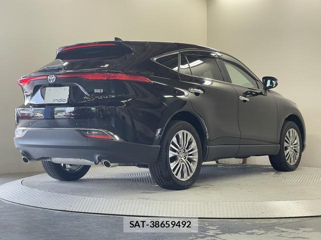 Toyota HARRIER 2023-04 8055911-13
