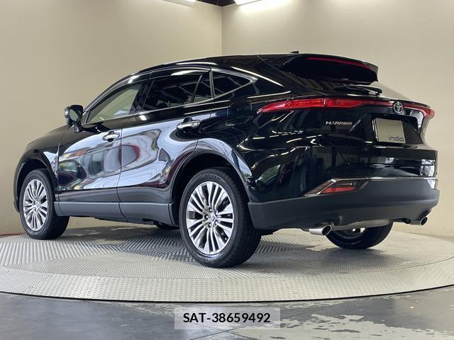 Toyota HARRIER 2023-04 8055911-14
