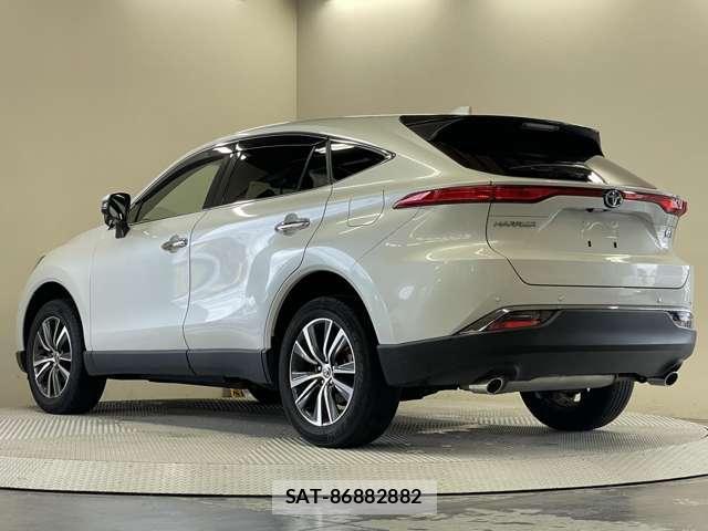 Toyota HARRIER 2023-02 8055912-8
