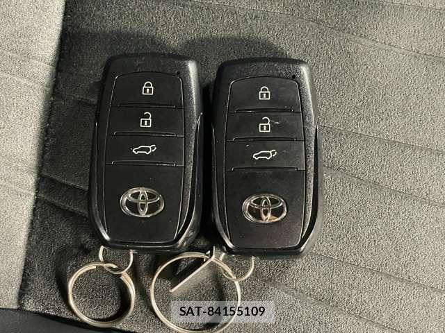 Toyota HARRIER 2021-05 8055914-10