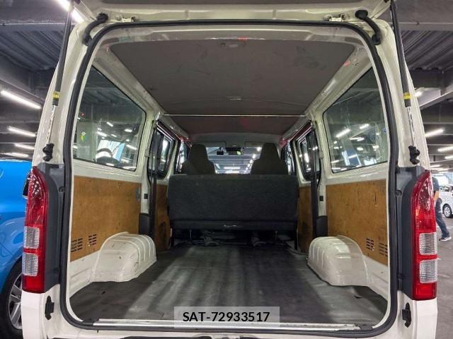 Toyota HIACE VAN 2018-07 8053271-2
