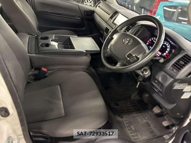 Toyota HIACE VAN 2018-07 8053271-3