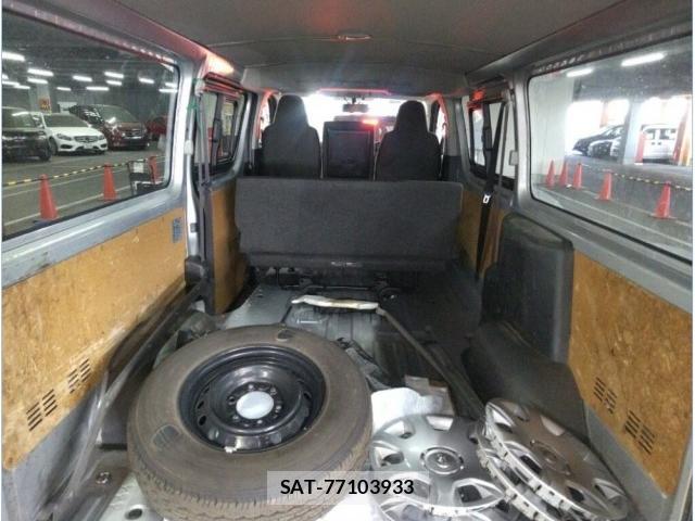 Toyota HIACE VAN 2021-08 8053273-2