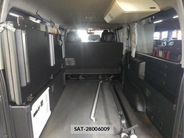 Toyota HIACE VAN 2018-07 8053275-2