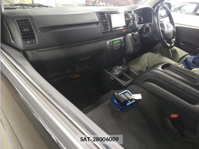 Toyota HIACE VAN 2018-07 8053275-3