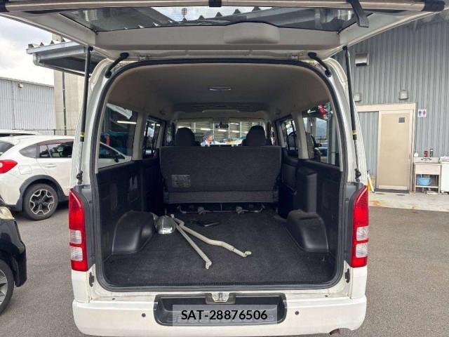 Toyota HIACE VAN 2011-01 8053281-2