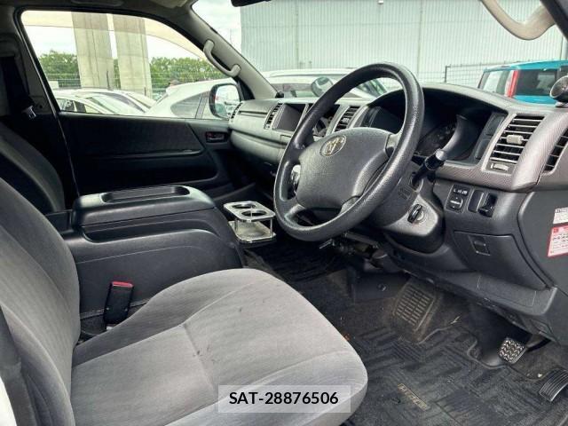 Toyota HIACE VAN 2011-01 8053281-3