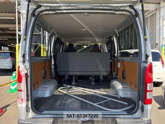 Toyota HIACE VAN 2016-09 8053289-2