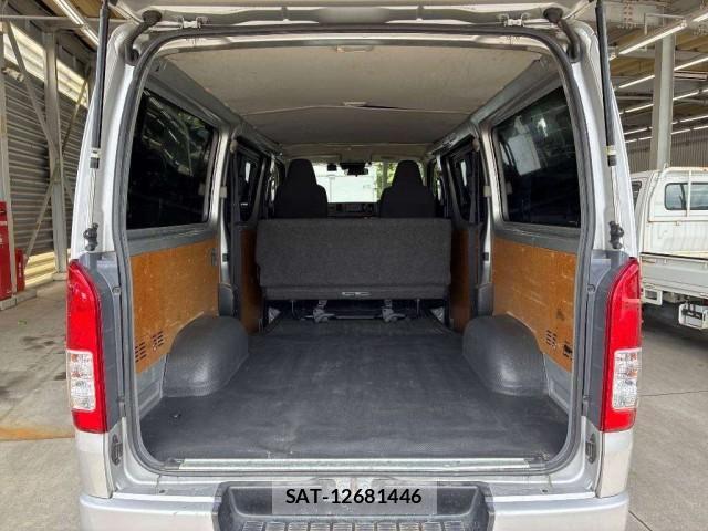 Toyota HIACE VAN 2020-06 8053290-2