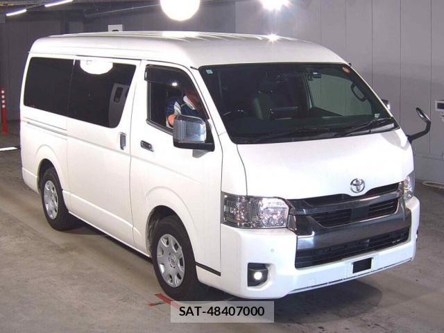 Toyota HIACE VAN 2022-10 8053294-0