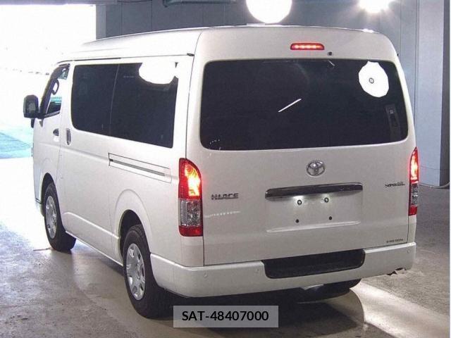 Toyota HIACE VAN 2022-10 8053294-1