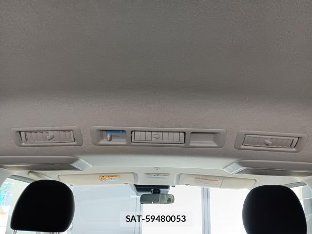 Toyota HIACE VAN 2021-01 8053416-17