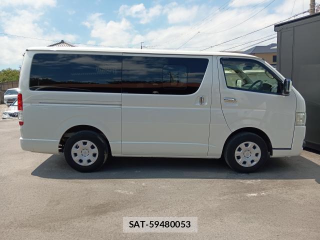 Toyota HIACE VAN 2021-01 8053416-3