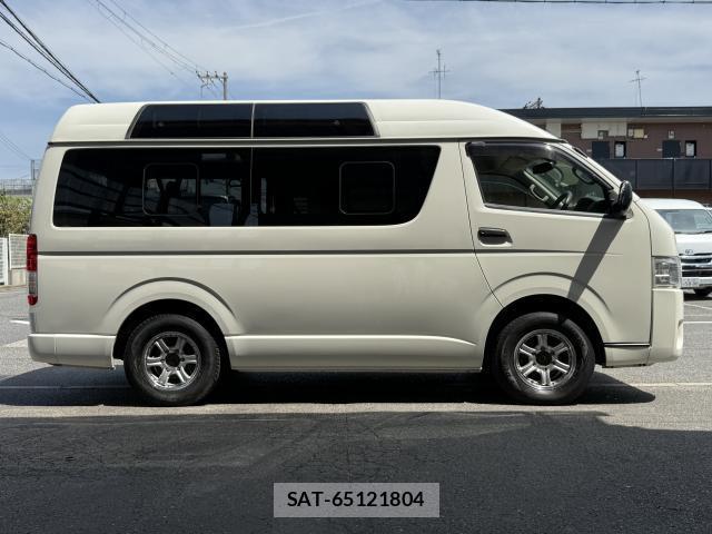 Toyota HIACE VAN 2017-12 8053438-12