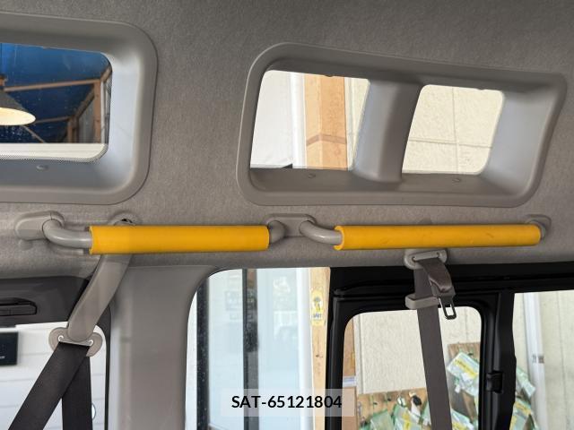 Toyota HIACE VAN 2017-12 8053438-8
