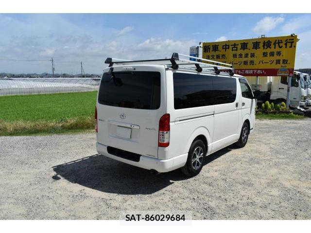 Toyota HIACE VAN 2023-04 8053551-10
