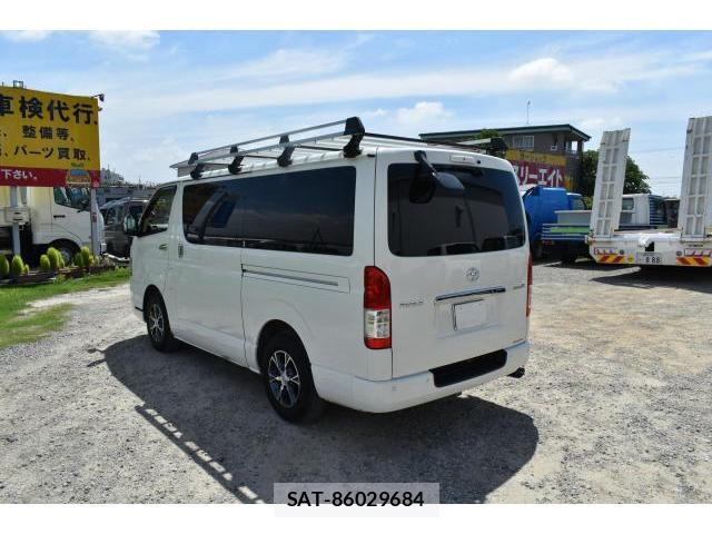 Toyota HIACE VAN 2023-04 8053551-9