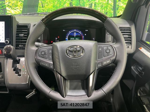Toyota HIACE VAN 2026-04 8053605-10