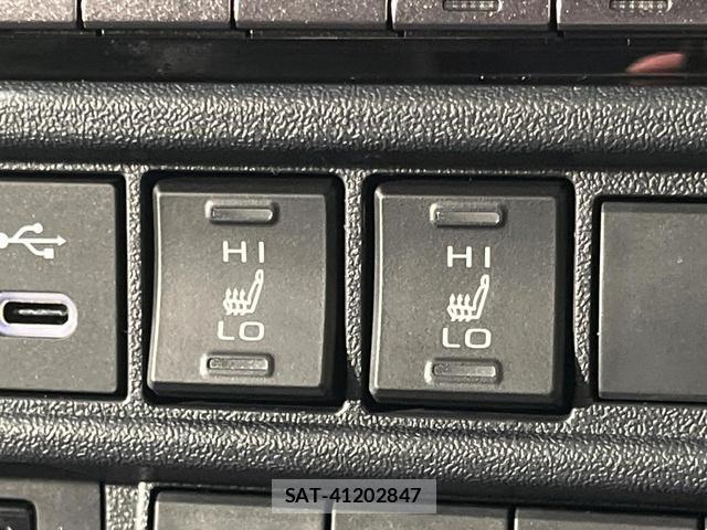 Toyota HIACE VAN 2026-04 8053605-6