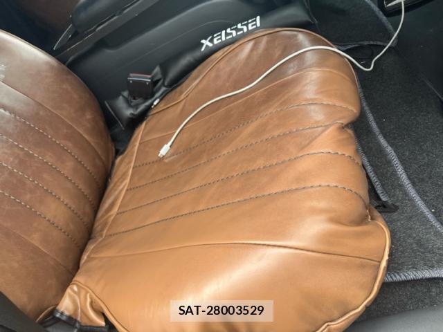 Toyota HIACE VAN 2019-09 8053723-14